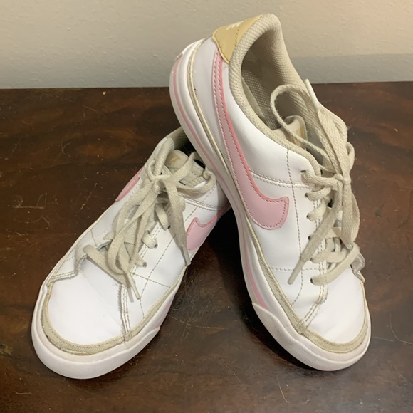 Nike Court Legacy Pink and white low top blazers youth size 4 fits women 6 - Picture 9 of 11